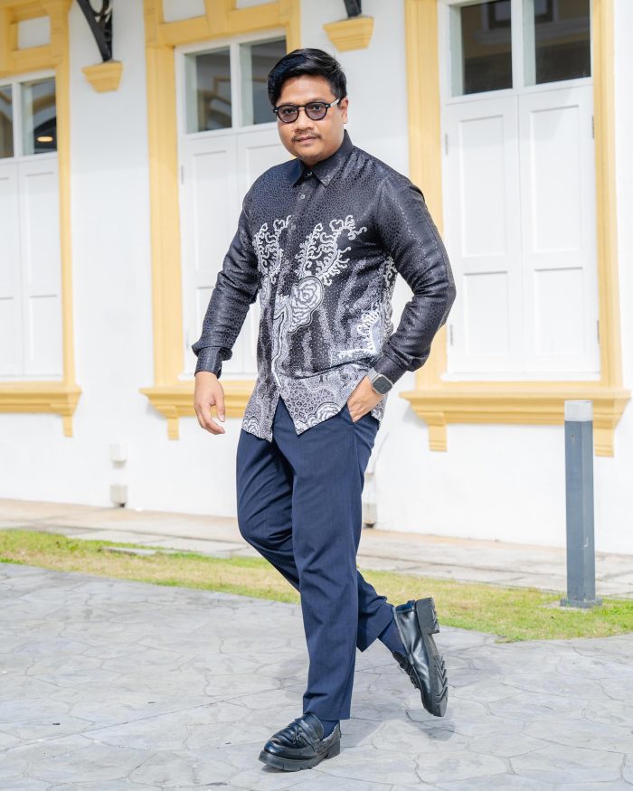Baju Kemeja Batik Sultan 6.0 - Lestari Jade Black