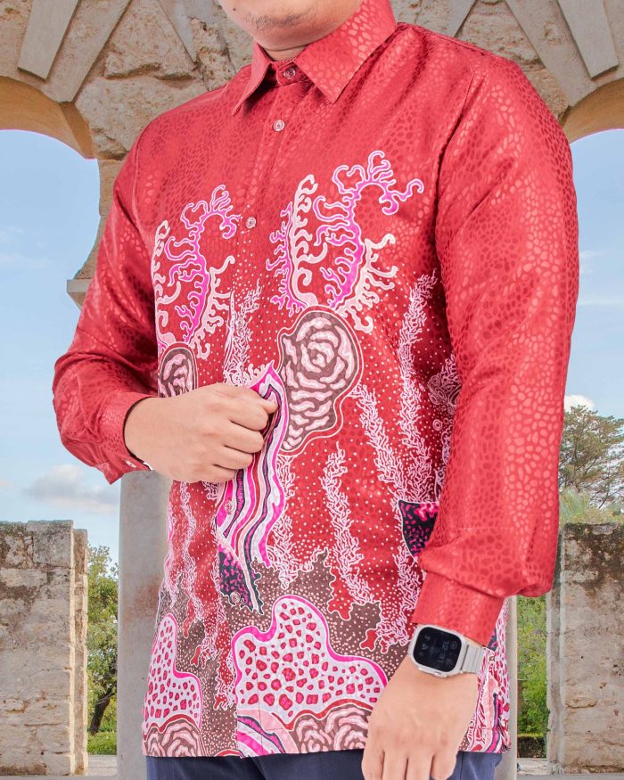 Baju Kemeja Batik Sultan 6.0 - Lestari Scarlet Red - Image 3