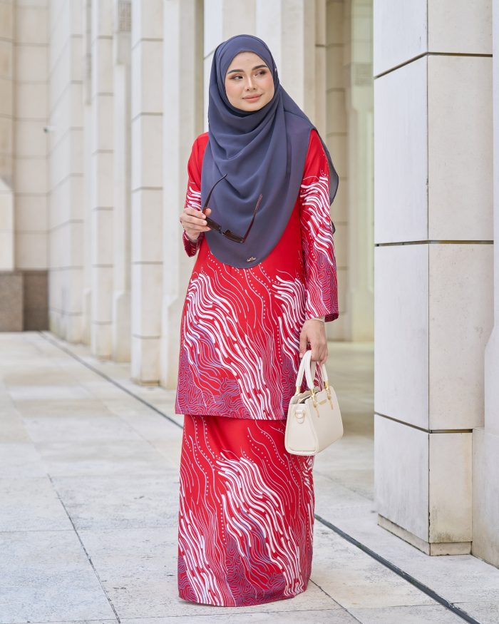 Baju Kurung Moden Batik Sultanah 10.0 - Perdana Candy Crimson