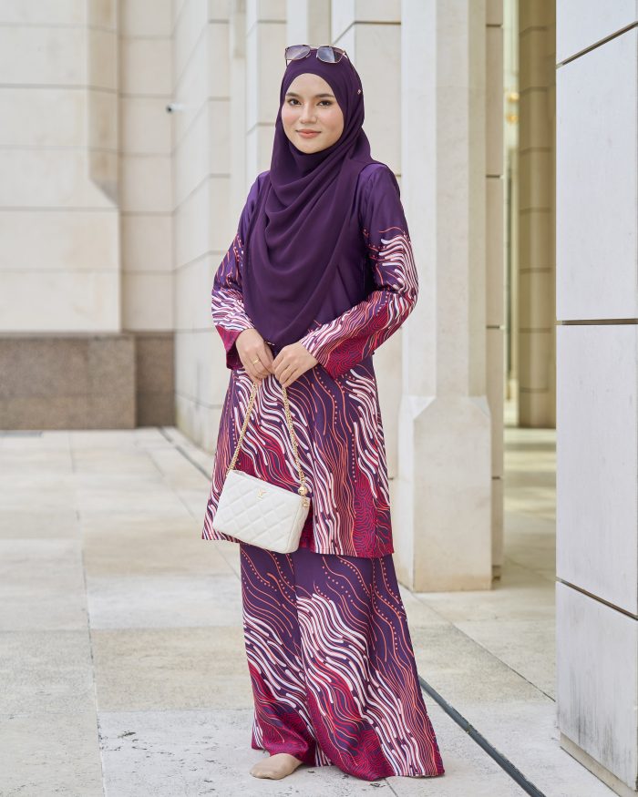 Baju Kurung Moden Batik Sultanah 10.0 - Perdana Violet Purple