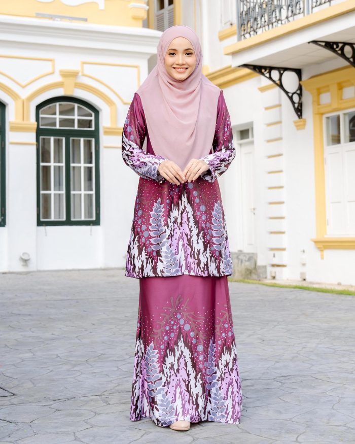 Baju Kurung Moden Batik Sultanah 4.0 - Purnama Purple Plum