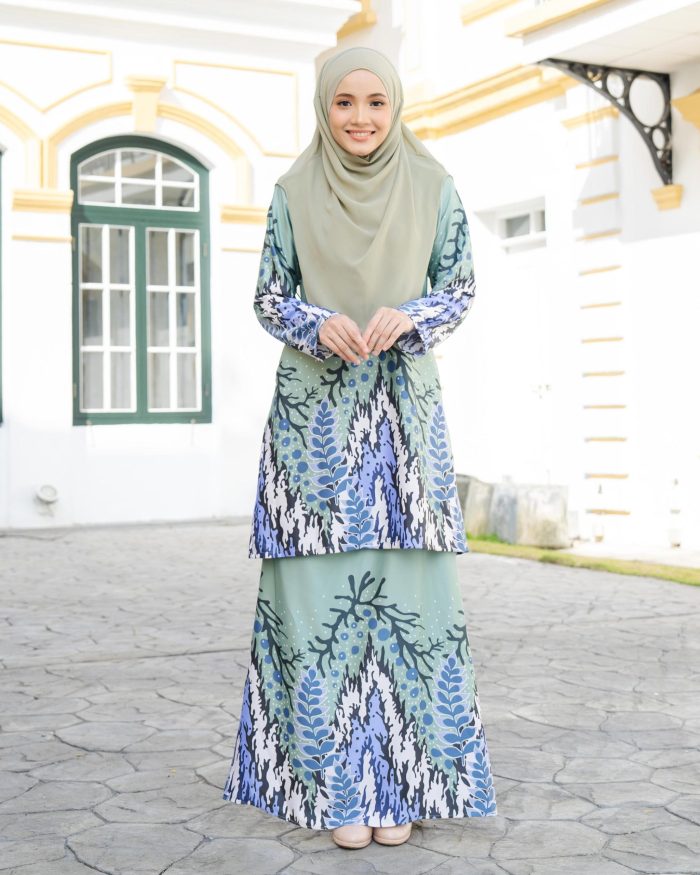 Baju Kurung Moden Batik Sultanah 4.0 - Purnama Sage Green