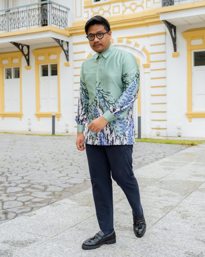 Baju Kemeja Batik Sultan 4.0 - Purnama Sage Green - Image 2