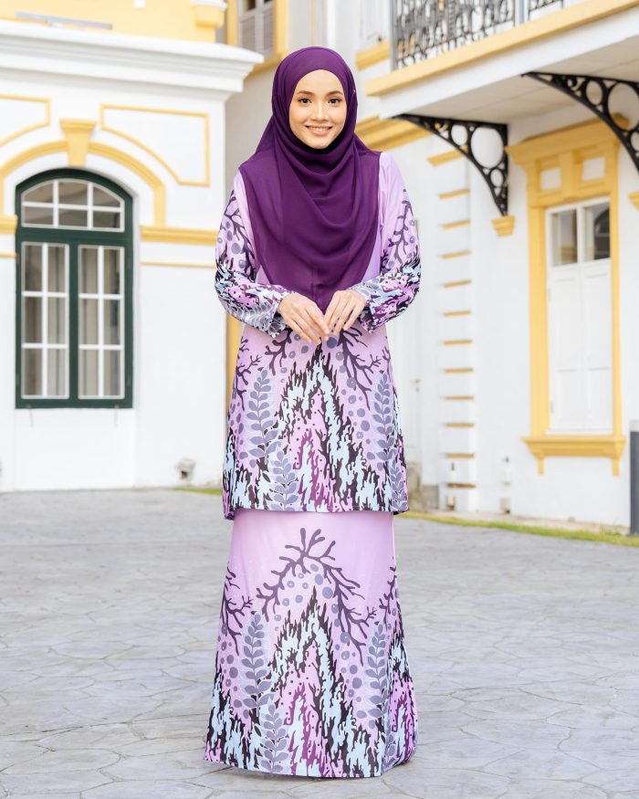 Baju Kurung Moden Batik Sultanah 4.0 - Purnama Sugar Candy