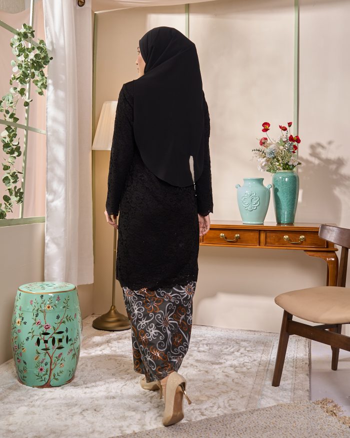 Baju Kurung Lace Batik Qaseh - Black Greyish - Image 6