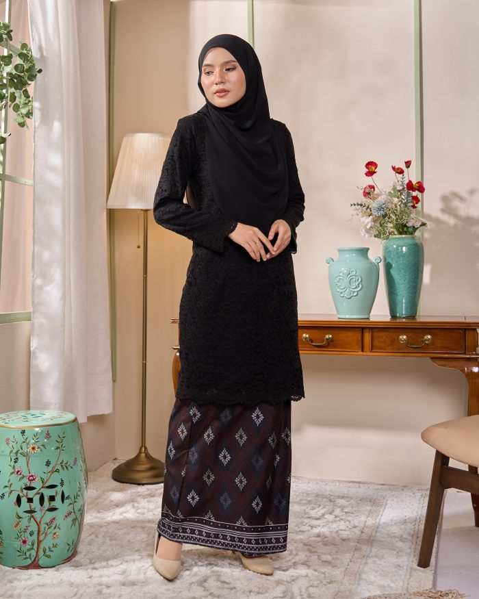 Baju Kurung Lace Batik Qaseh - Black Songket - Image 2