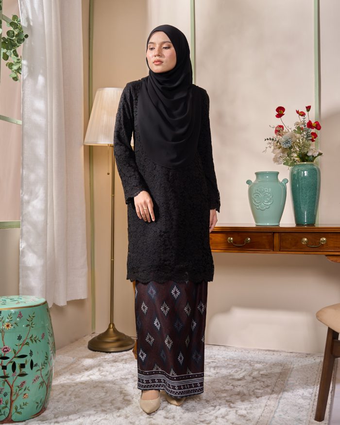 Baju Kurung Lace Batik Qaseh - Black Songket