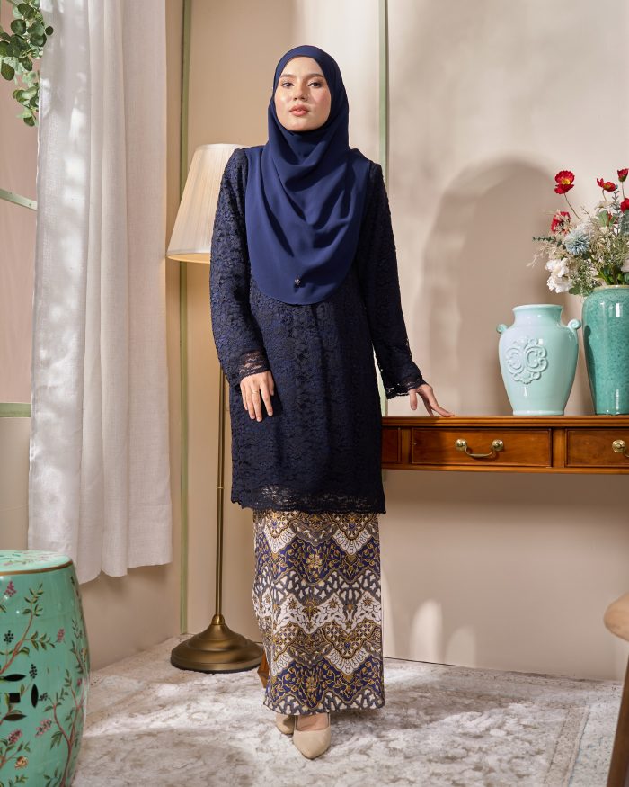 Baju Kurung Lace Batik Qaseh - Blue Lunar