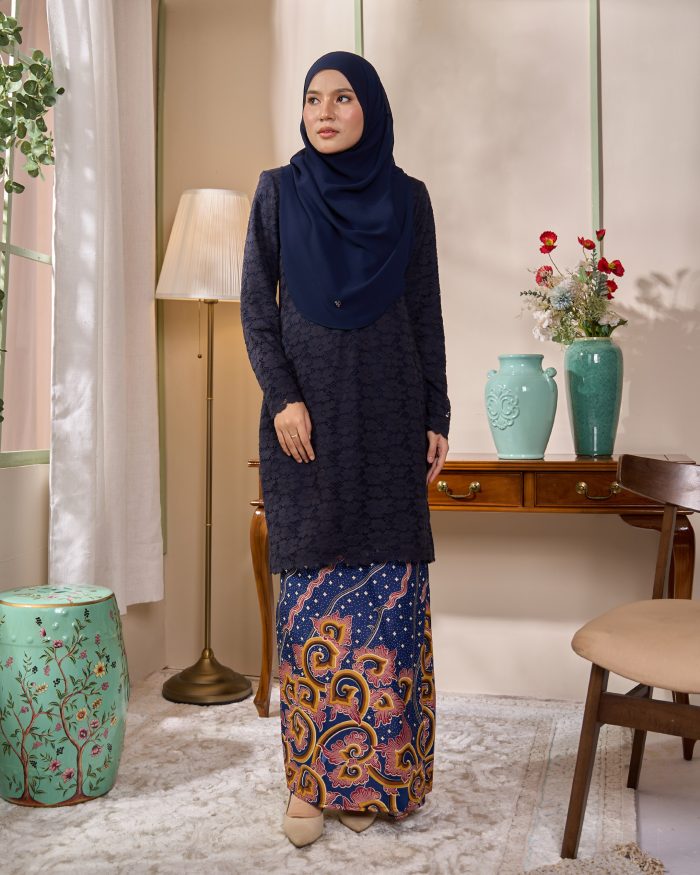 Baju Kurung Lace Batik Qaseh - Blue Plum - Image 2