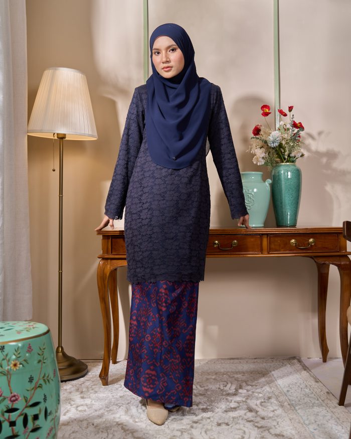 Baju Kurung Lace Batik Qaseh - Blue Rose