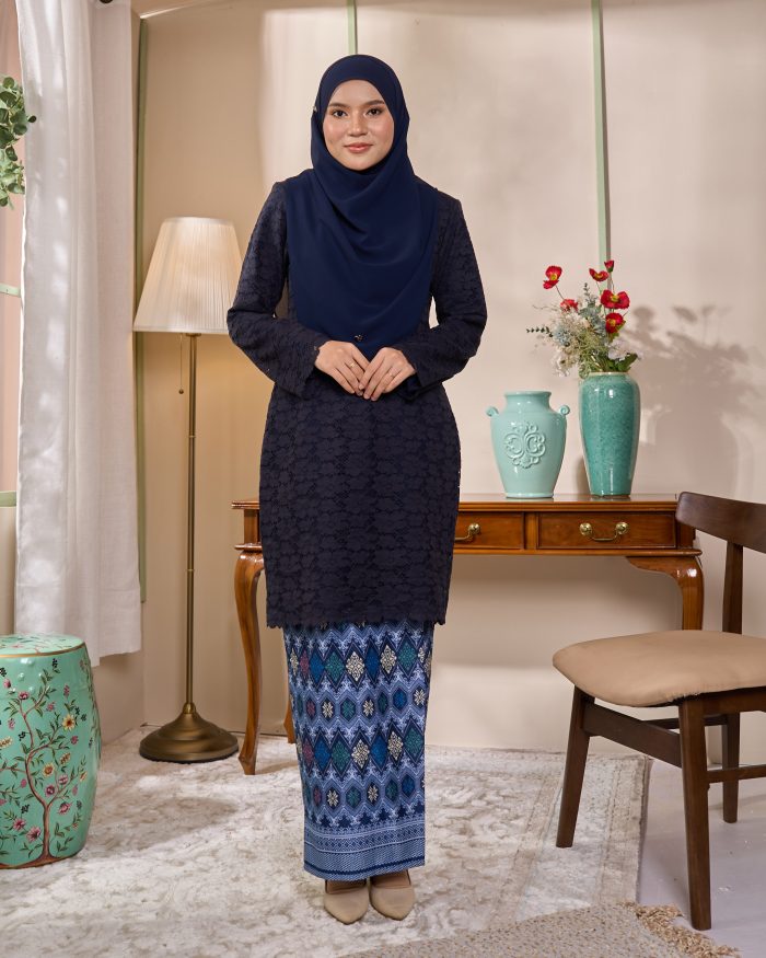 Baju Kurung Lace Batik Qaseh - Blue Songket - Image 2