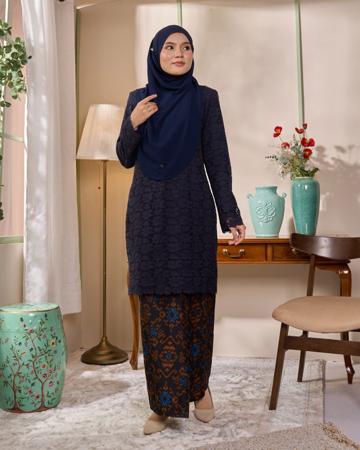 Baju Kurung Lace Batik Qaseh - Blue Spiced