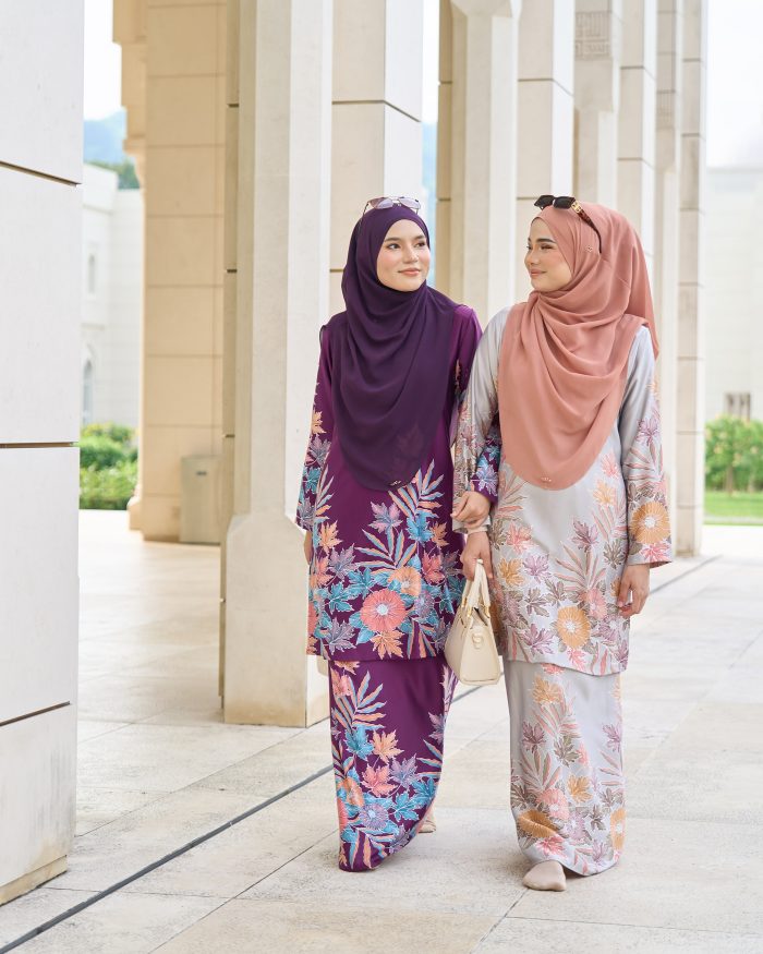 Baju Kurung Moden Batik Sultanah 10.0 - Ratna Gelato Cream - Image 5