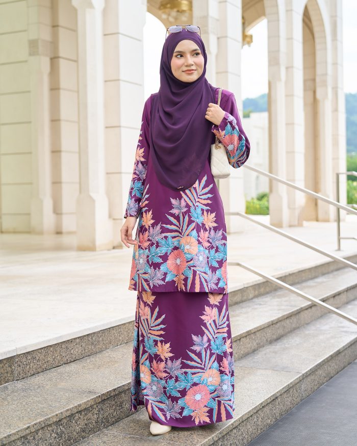 Baju Kurung Moden Batik Sultanah 10.0 - Ratna Orchid Purple