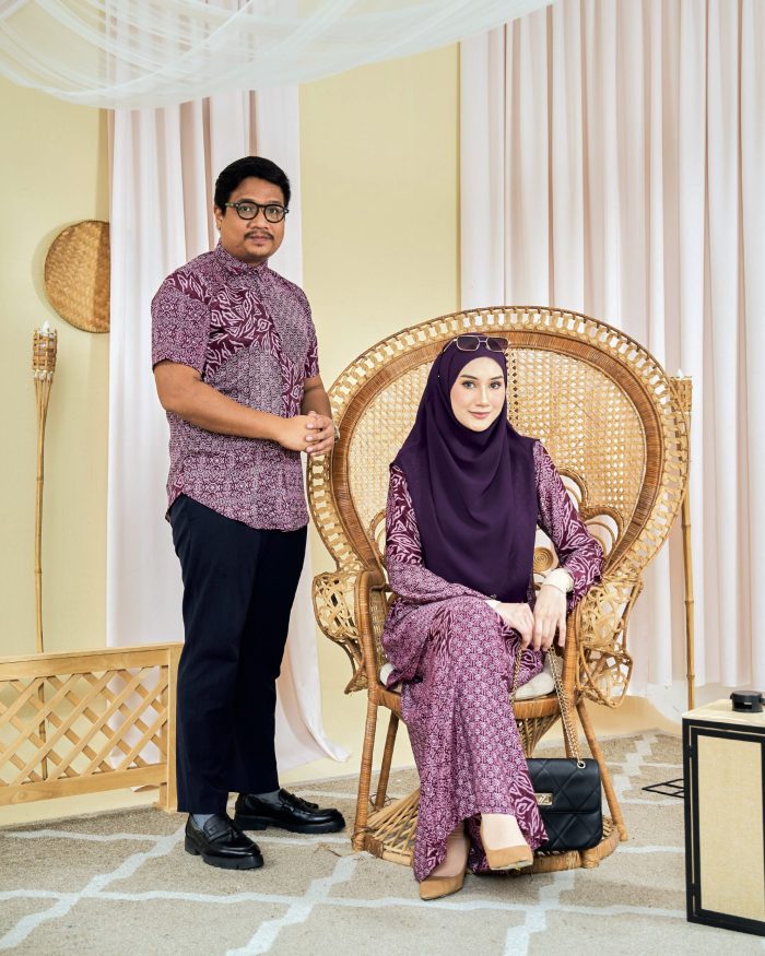 Baju Kurung Moden Batik Sultanah 7.0 - Ansari Plum Violet - Image 6