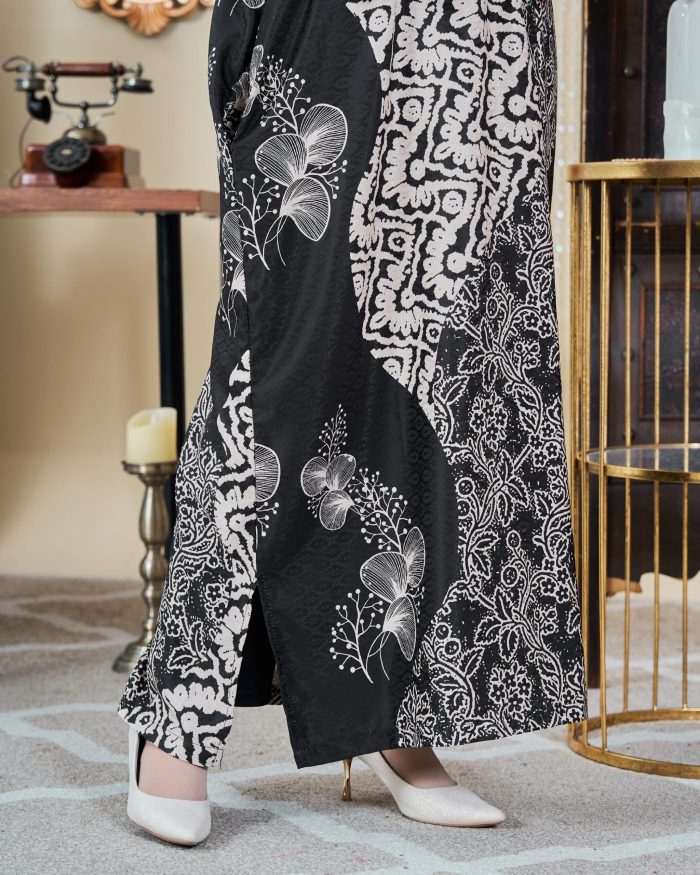 Kaftan Batik Sultanah - Ara Black - Image 4