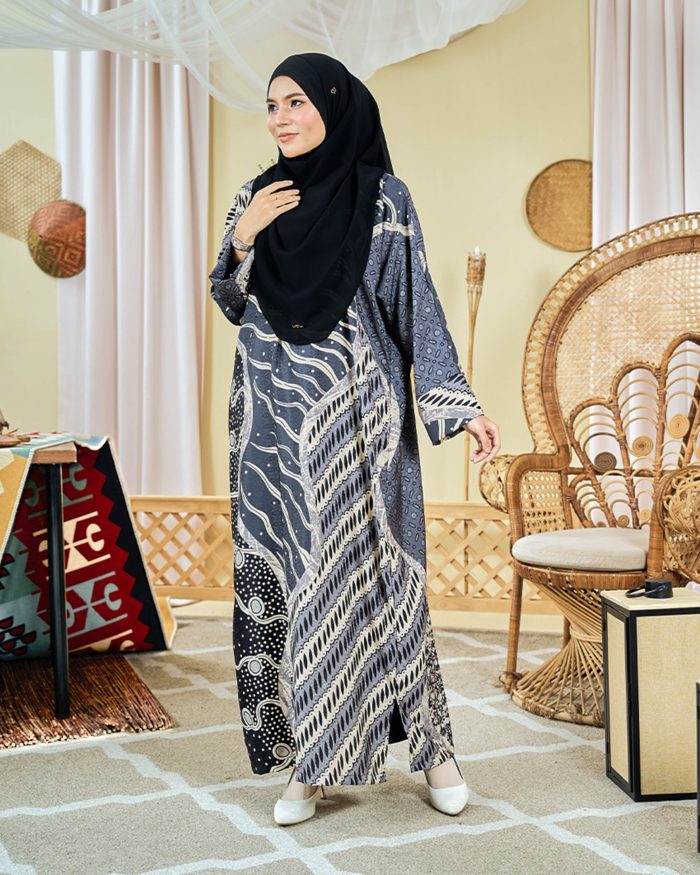 Kaftan Batik Sultanah - Armani Midnight Black - Image 2