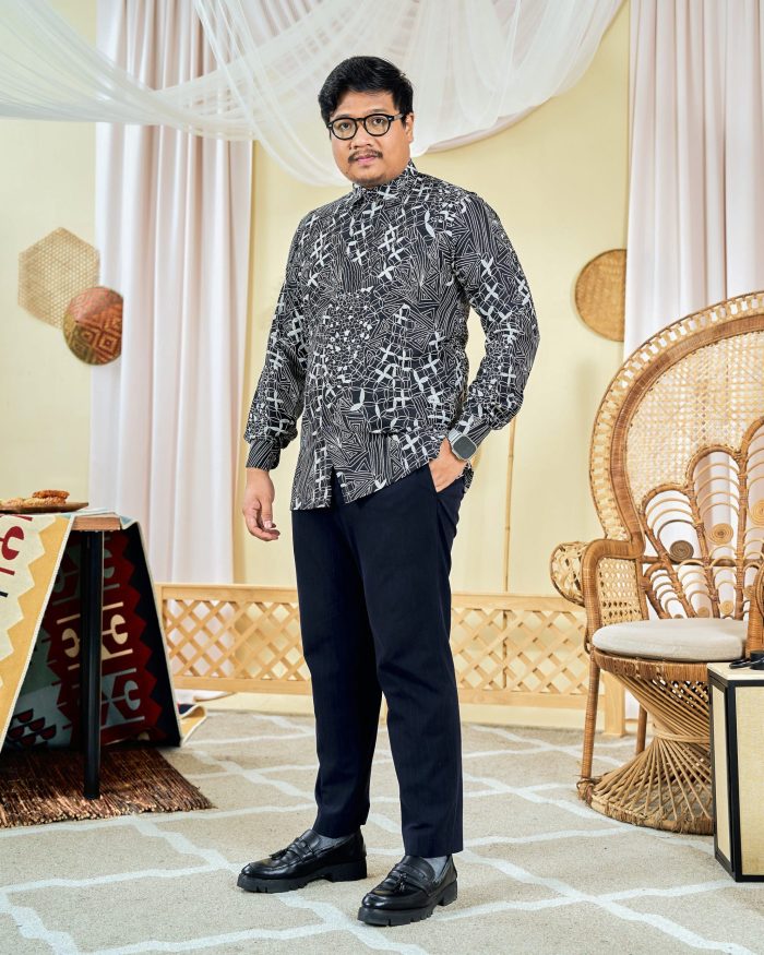 Baju Kemeja Batik Long Sleeve Sultan 7.0 - Azka Matte Black - Image 3