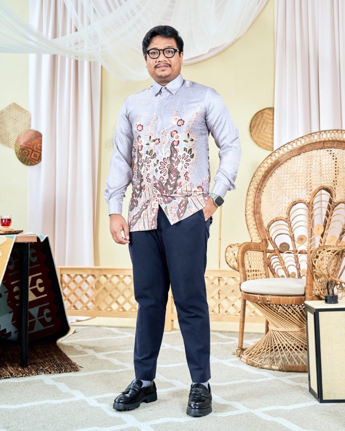 Baju Kemeja Batik Sultan 6.0 - Bentara Osyter Grey - Image 3