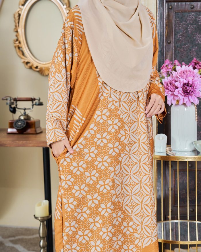 Kaftan Batik Sultanah - Budi Mustard - Image 2