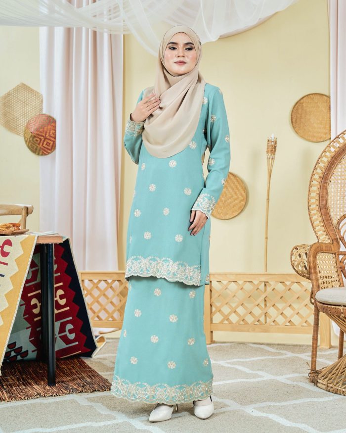 Baju Kurung Moden Sulam Songket Dayang Anisha - Mint - Image 3