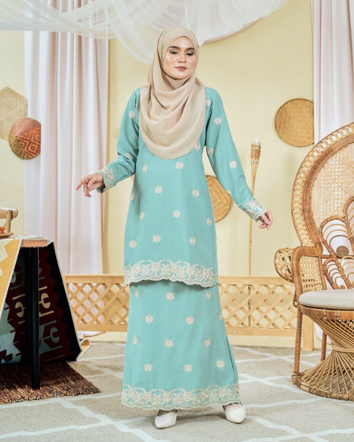 Baju Kurung Moden Sulam Songket Dayang Anisha - Mint - Image 5