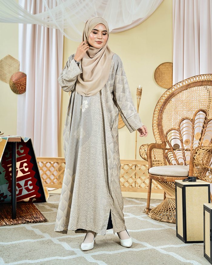 Kaftan Batik Sultanah - Elaina Anew Grey - Image 2