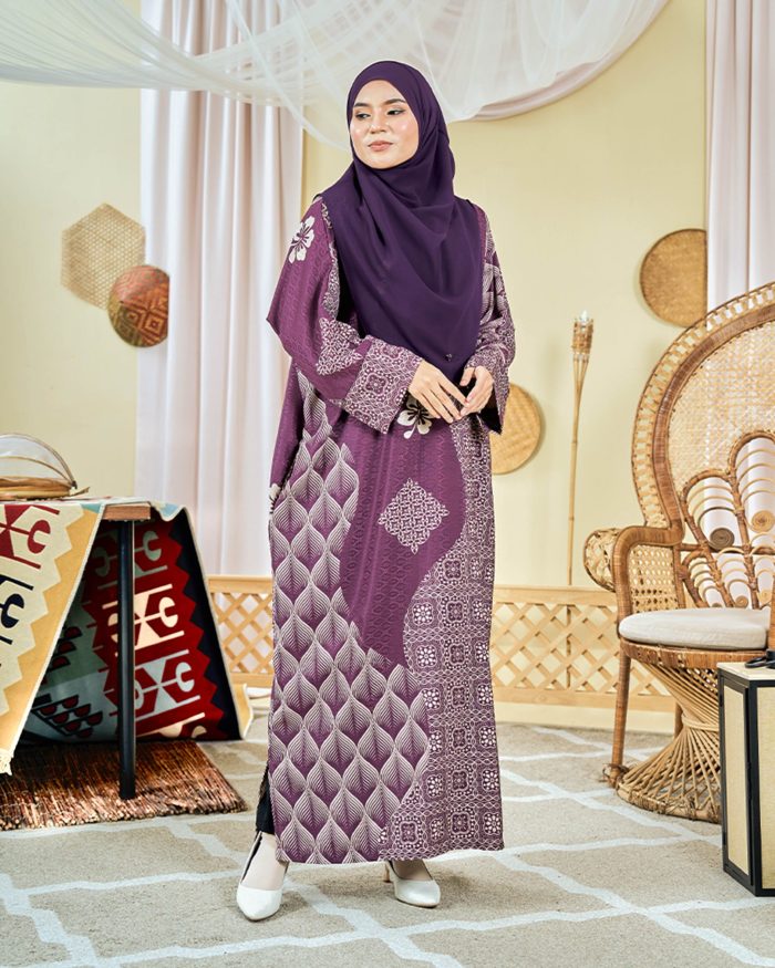 Kaftan Batik Sultanah - Elaina Mulberry Purple - Image 2