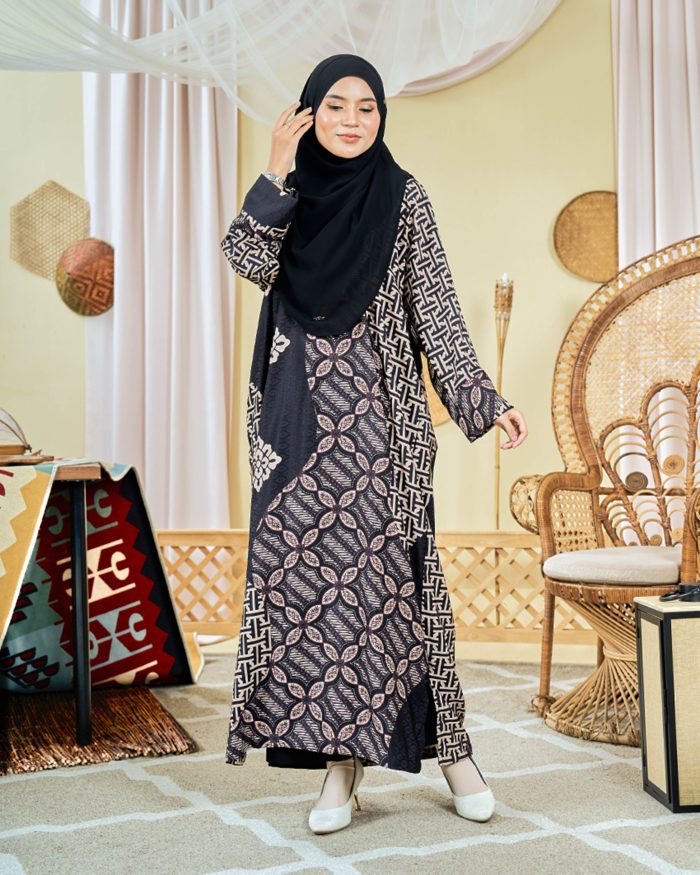 Kaftan Batik Sultanah - Kartika Grease Black - Image 2