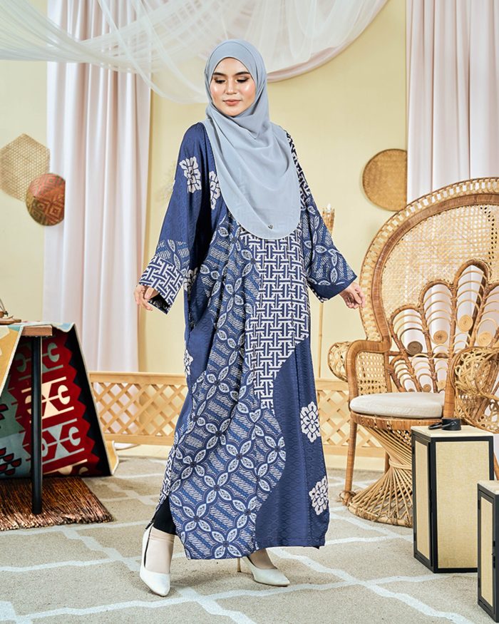 Kaftan Batik Sultanah - Kartika Spruce Blue - Image 2