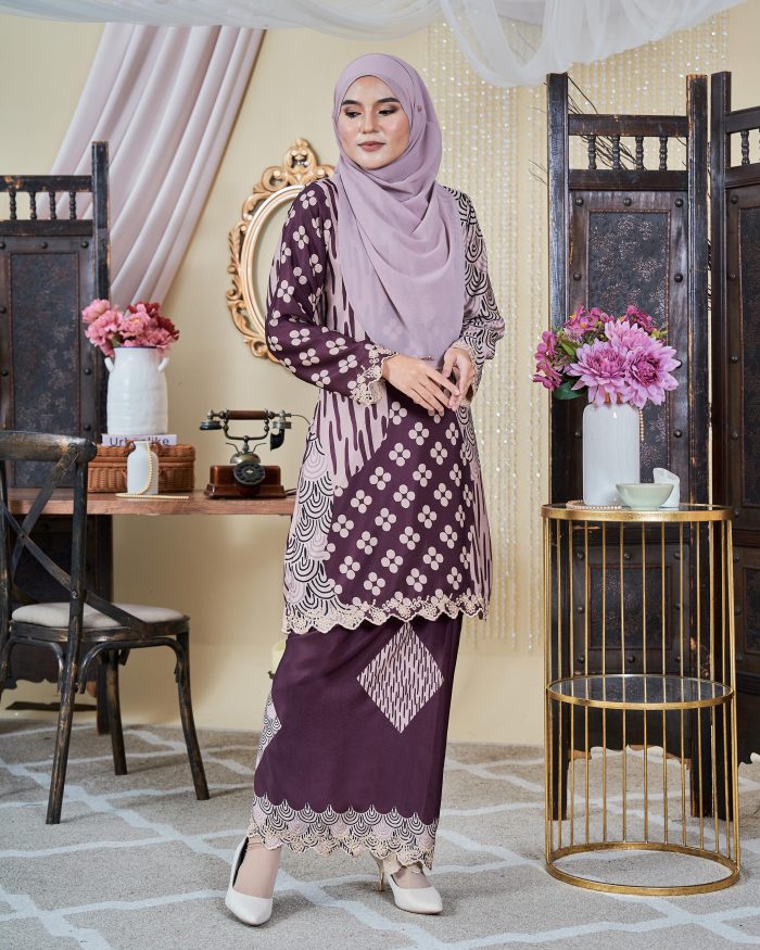 Baju Kurung Moden Sulam Batik Sultanah 9.0 - Embun Mulberry Purple