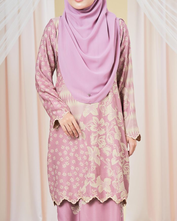 Baju Kurung Moden Batik Puteri Maya Laluna X MCC - Candy Pink - Image 2