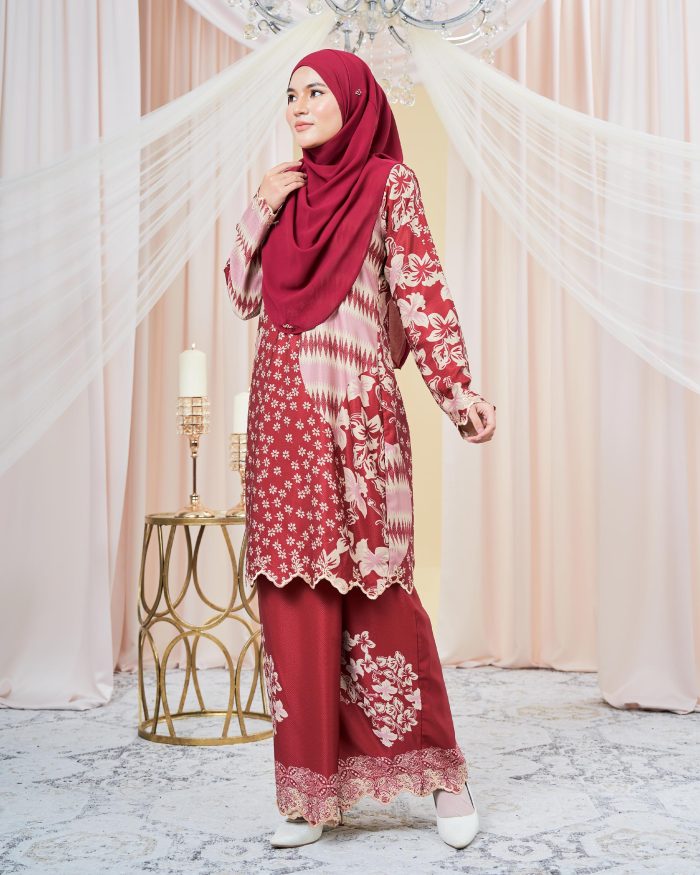 Baju Kurung Moden Batik Puteri Maya Laluna X MCC - Silk Maroon - Image 5