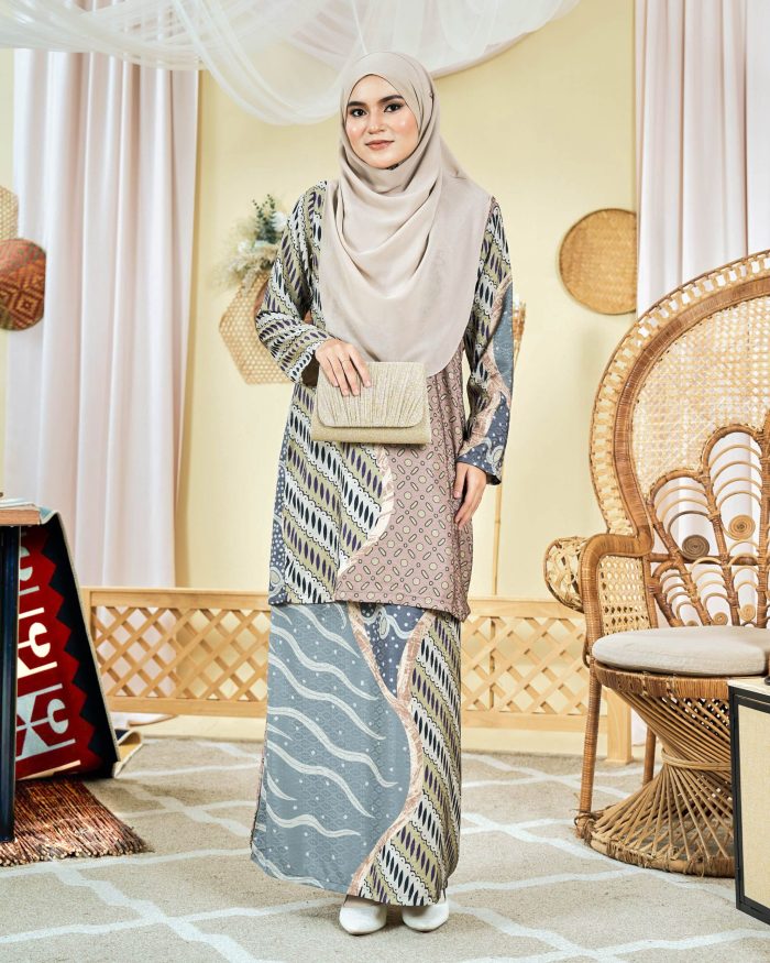 Baju Kurung Moden Batik Sultanah 9.0 - Armani Sage Brown