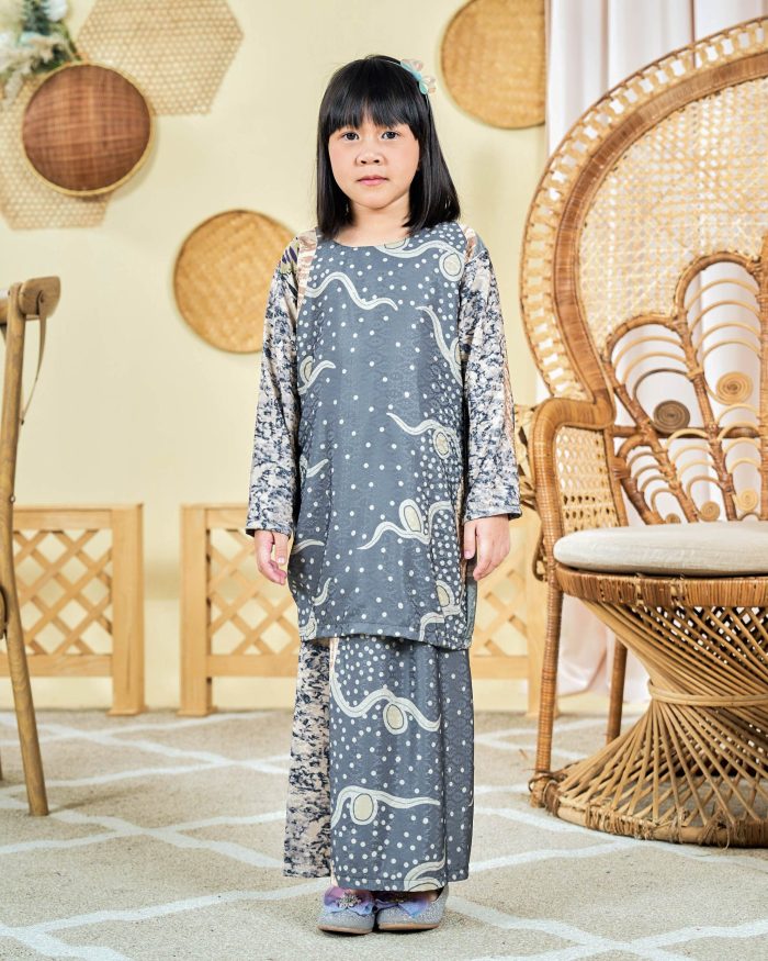 Baju Kurung Moden Batik Sultanah Kids 9.0 - Armani Sage Brown