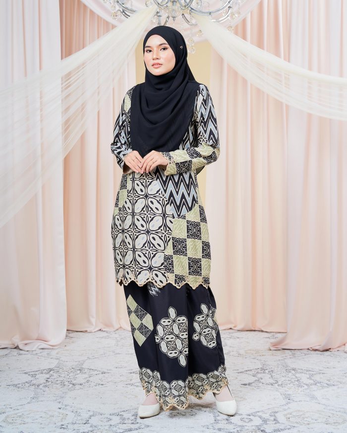 Baju Kurung Moden Batik Puteri Sari Laluna X MCC - Charcoal Black