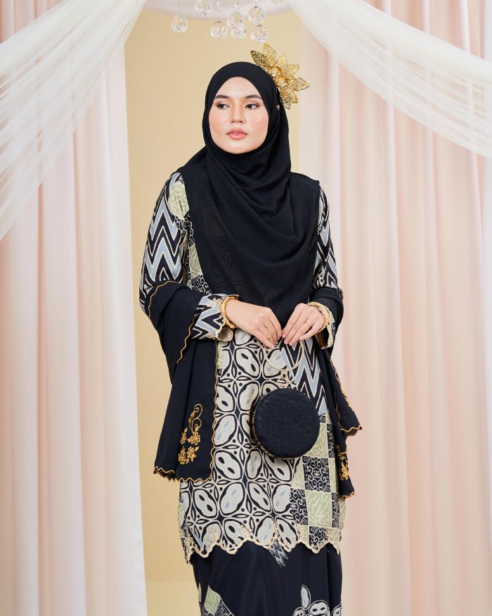 Baju Kurung Moden Batik Puteri Sari Laluna X MCC - Charcoal Black - Image 7