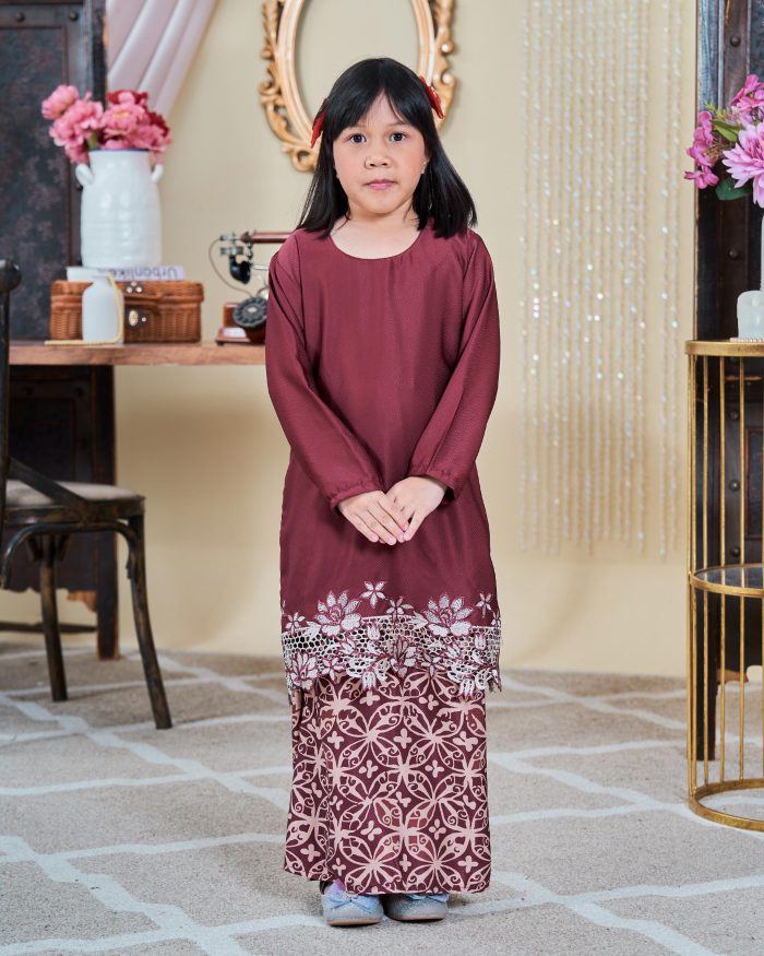 Baju Kurung Moden Batik Lace Sultanah Kids 10.0 - Adlina Maroon - Image 2