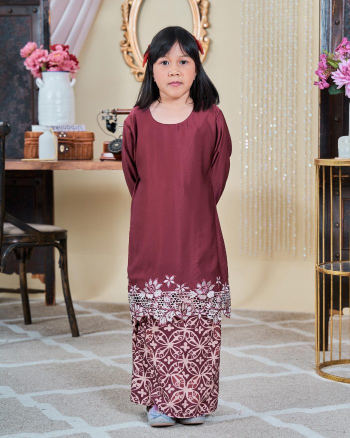 Baju Kurung Moden Batik Lace Sultanah Kids 10.0 - Adlina Maroon - Image 3