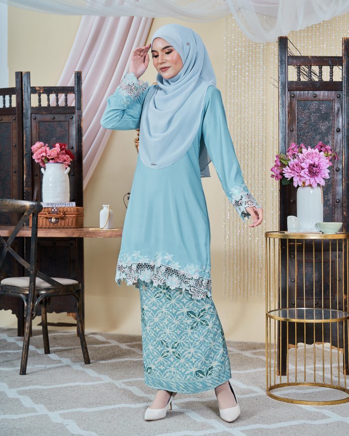 Baju Kurung Moden Batik Lace Sultanah 10.0 - Adlina Sky Blue