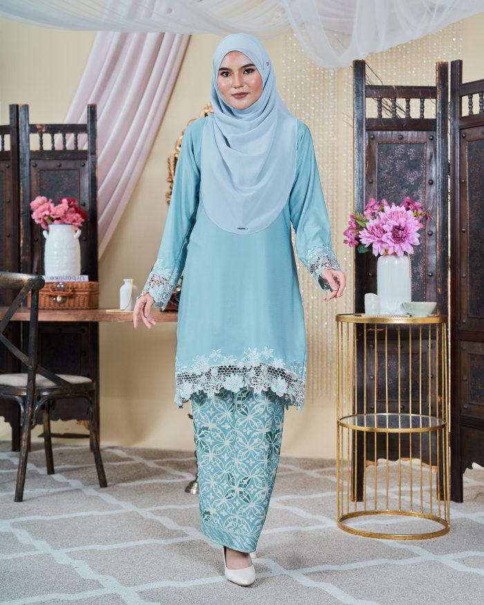 Baju Kurung Moden Batik Lace Sultanah 10.0 - Adlina Sky Blue - Image 2