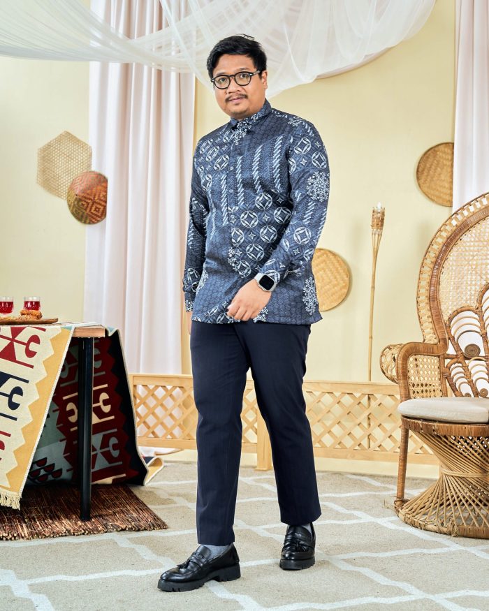 Baju Kemeja Batik Sultan 8.0 - Akbar Dark Blue - Image 4