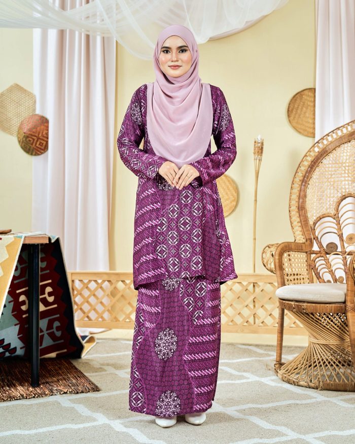 Baju Kurung Moden Batik Sultanah 8.0 - Akbar Jam Berry