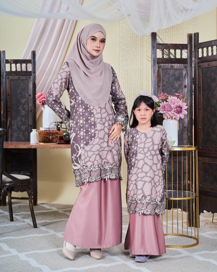 Baju Kurung Moden Batik Sulam Sultanah 10.0 - Alena Purple - Image 3