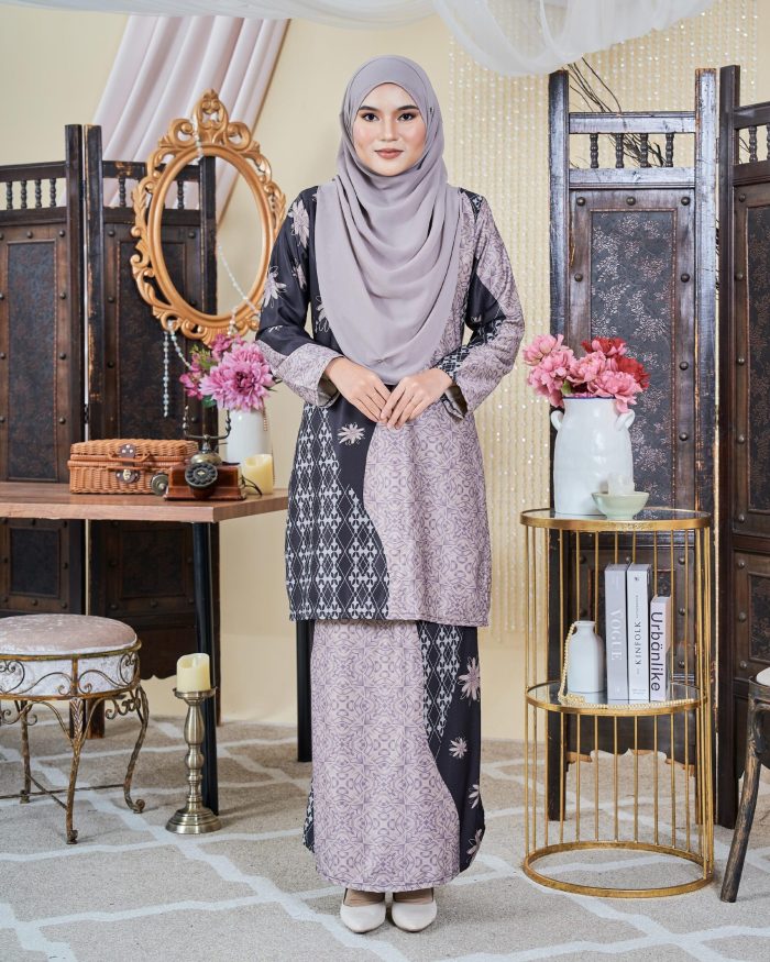 Baju Kurung Moden Batik Sultanah 9.0 - Arena Black Sable