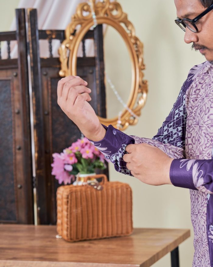 Kemeja Batik Sultan 9.0 - Arena Deep Purple - Image 2