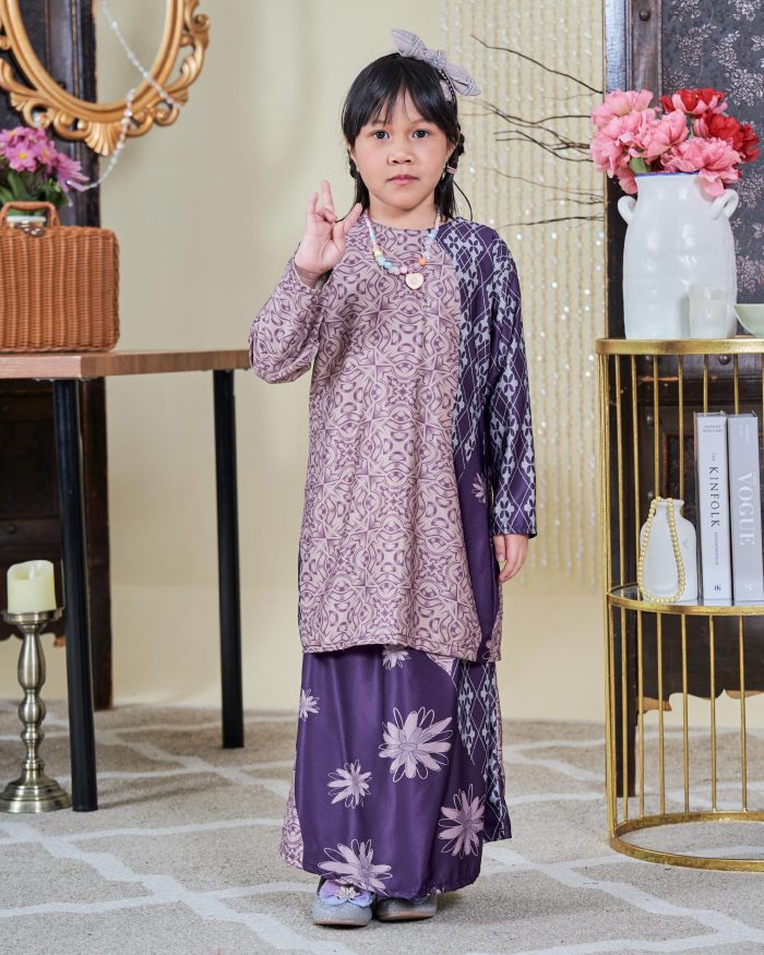 Baju Kurung Moden Batik Sultanah Kids 9.0 - Arena Deep Purple - Image 2
