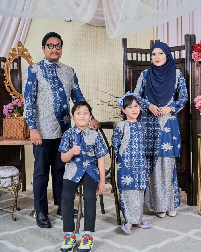 Baju Kurung Moden Batik Sultanah Kids 9.0 - Arena Spruce Blue - Image 5