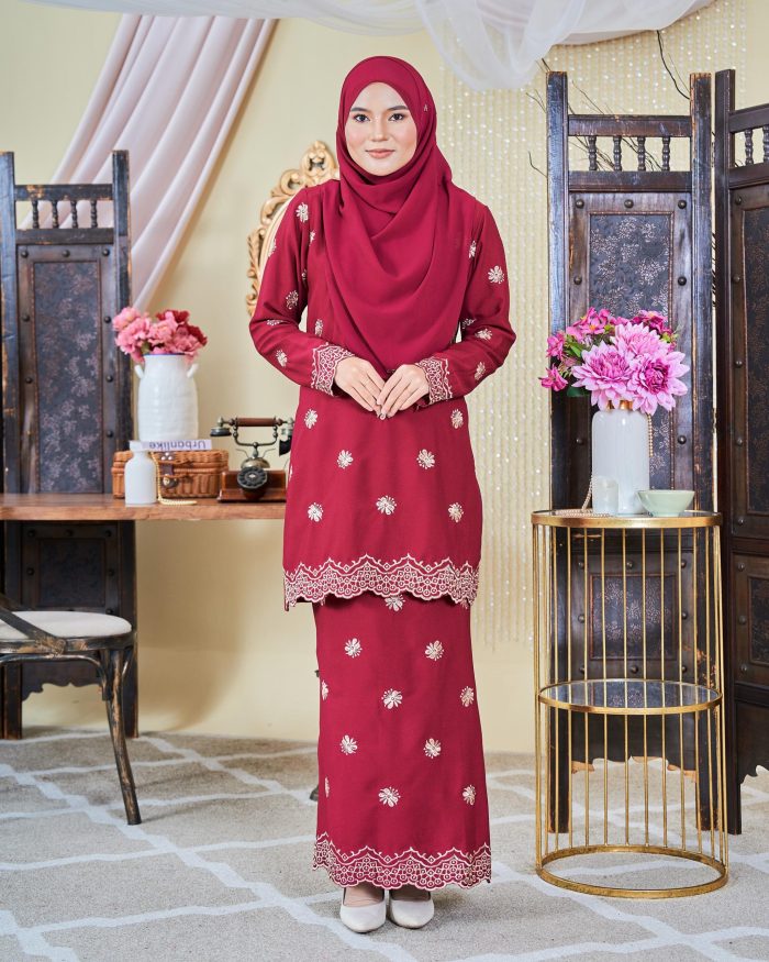 Baju Kurung Moden Sulam Songket Dayang Adelia - Maroon