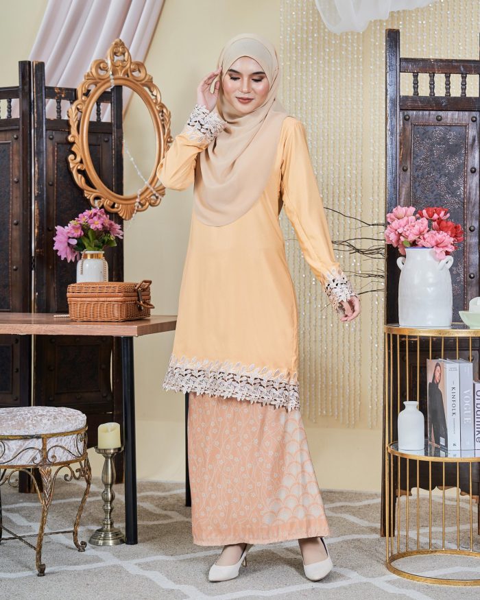 Baju Kurung Moden Batik Sulam Sultanah 10.0 - Adira Custard - Image 3